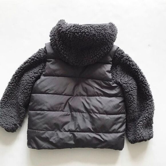 Babygap fleece lined Sherpa jacket/vest  GUC 4T - Picture 8 of 8